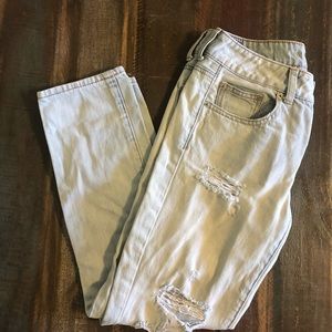 American Eagle ⭐️ boy crop jeans